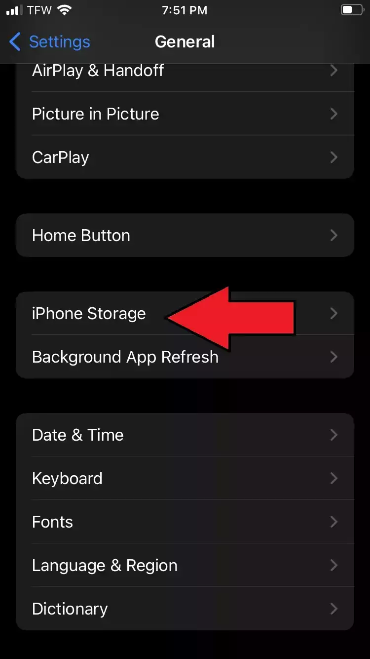 پاک کردن حافظه پنهان گوشی آیفون در بخش iPhone Storage