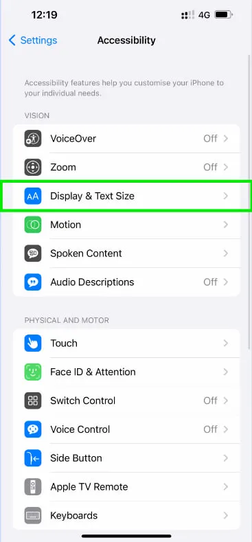 گزینه Display and Text Size در تنظیمات آیفون